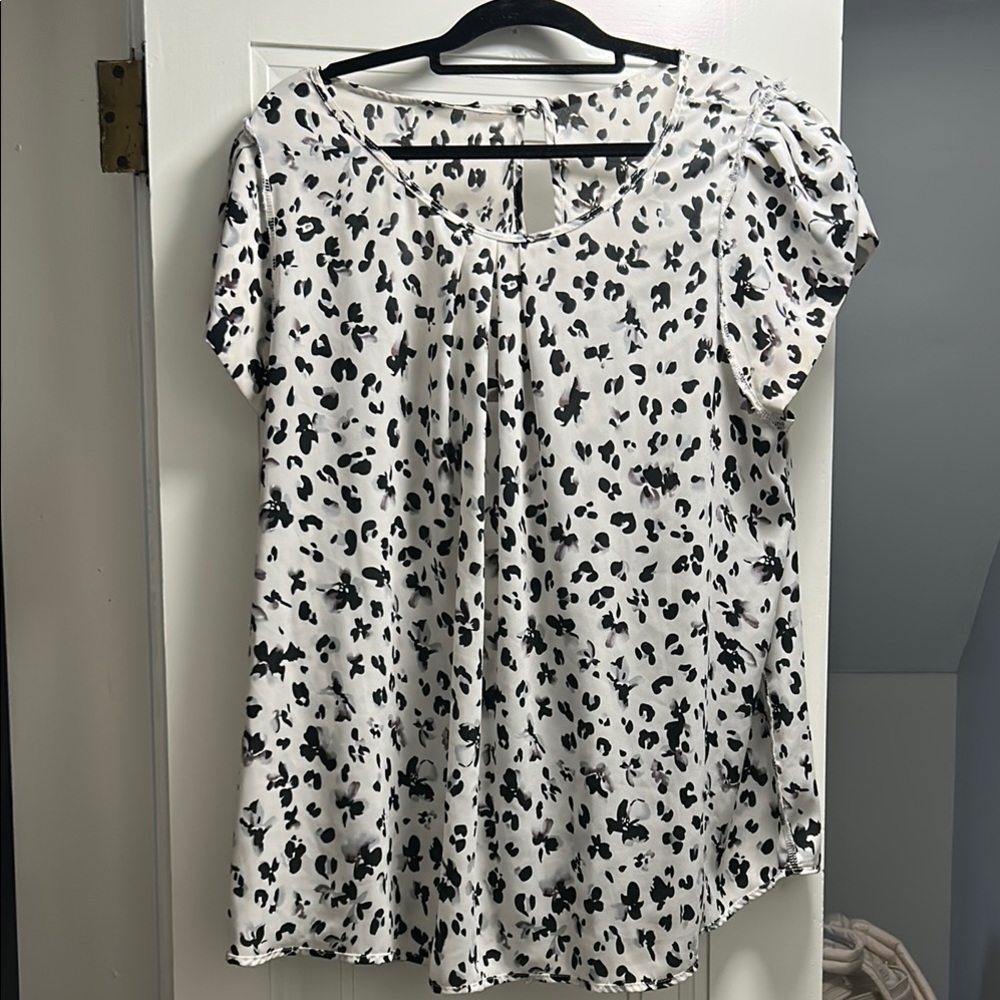 Papermoon Black and White Relaxed Short Sleeve Tunic